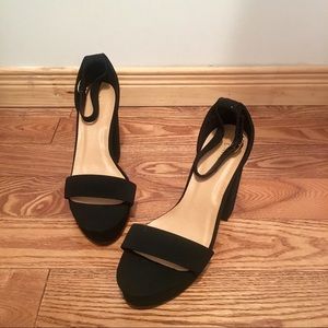 Black High Heels size 8.5